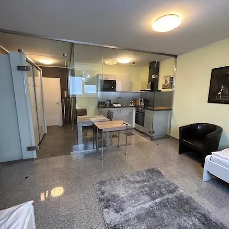 בית הארחה De Winter - - Apartmenthaus - Monteurzimmer קסטרופ-ראוקסל