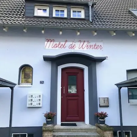 בית הארחה De Winter - - Apartmenthaus - Monteurzimmer קסטרופ-ראוקסל