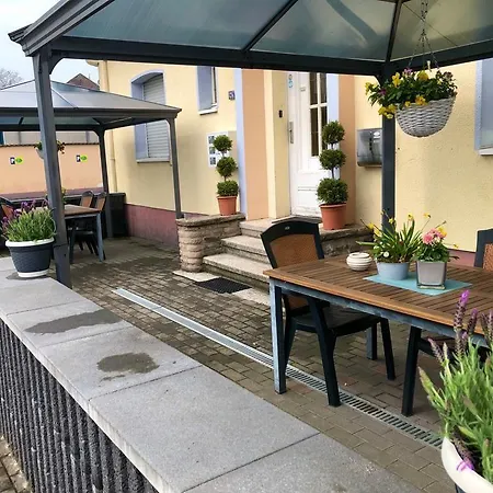 De Winter - - Apartmenthaus - Monteurzimmer Гостевой дом 3*