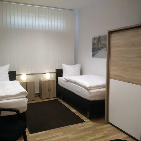 De Winter - - Apartmenthaus - Monteurzimmer בית הארחה קסטרופ-ראוקסל