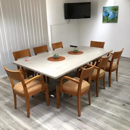 De Winter - - Apartmenthaus - Monteurzimmer Penzion