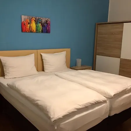 De Winter - - Apartmenthaus - Monteurzimmer בית הארחה קסטרופ-ראוקסל