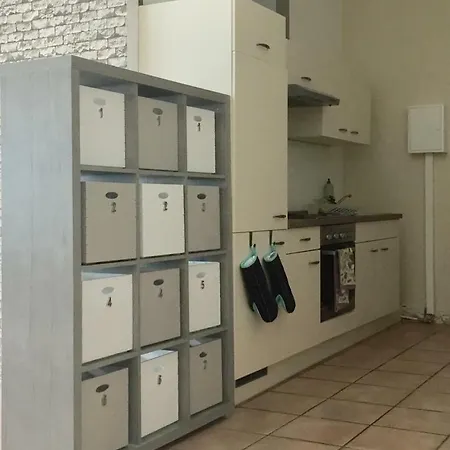 De Winter - - Apartmenthaus - Monteurzimmer Гостевой дом