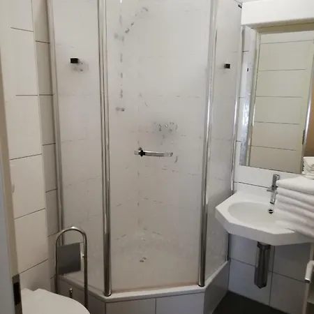 בית הארחה De Winter - - Apartmenthaus - Monteurzimmer