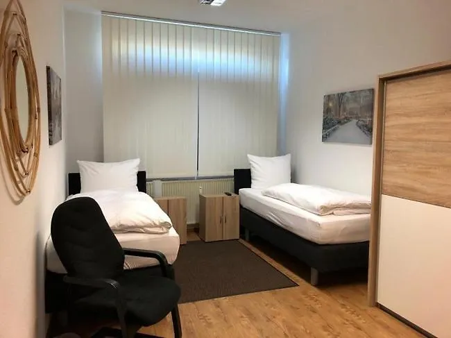 De Winter - - Apartmenthaus - Monteurzimmer 게스트하우스 3*