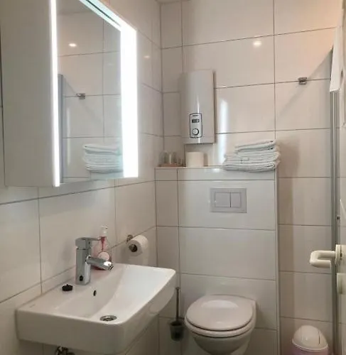 De Winter - - Apartmenthaus - Monteurzimmer 3*