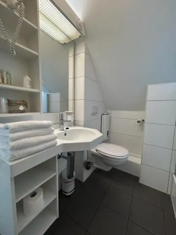 De Winter - - Apartmenthaus - Monteurzimmer 3* 카스트롭라욱셀