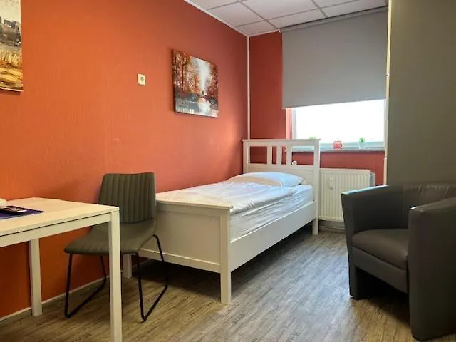 De Winter - - Apartmenthaus - Monteurzimmer 卡斯特罗普-劳克塞尔