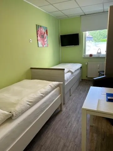 게스트하우스 De Winter - - Apartmenthaus - Monteurzimmer 3*