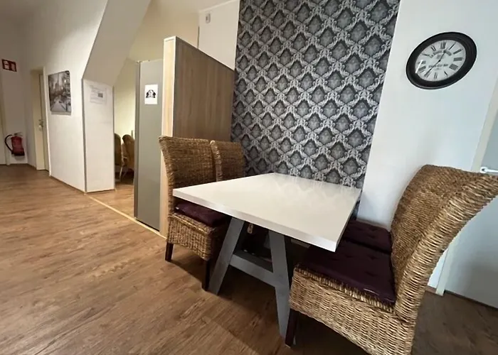 招待所 De Winter - - Apartmenthaus - Monteurzimmer 卡斯特罗普-劳克塞尔