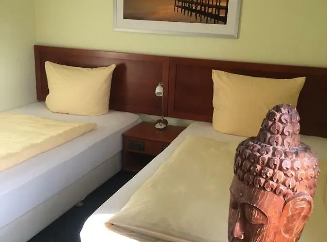 게스트하우스 De Winter - - Apartmenthaus - Monteurzimmer 3*