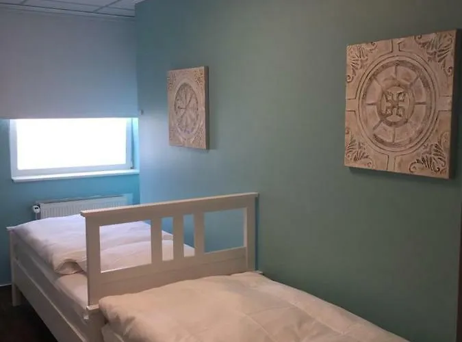 De Winter - - Apartmenthaus - Monteurzimmer 招待所 卡斯特罗普-劳克塞尔